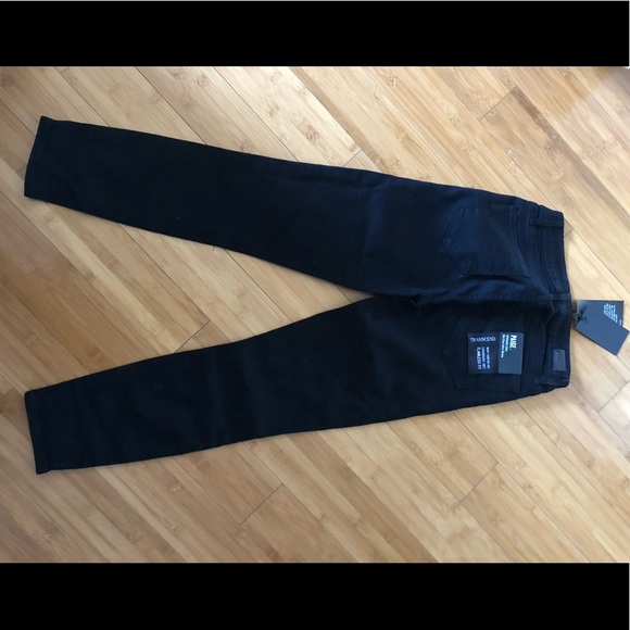 Paige Black Verdugo Crop. Size 26. Soft Denim. NWT - Picture 4 of 5